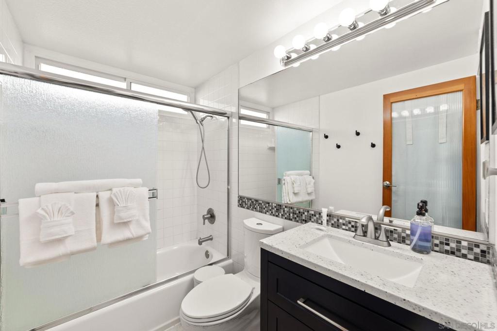 Bay Park - Residential Lease