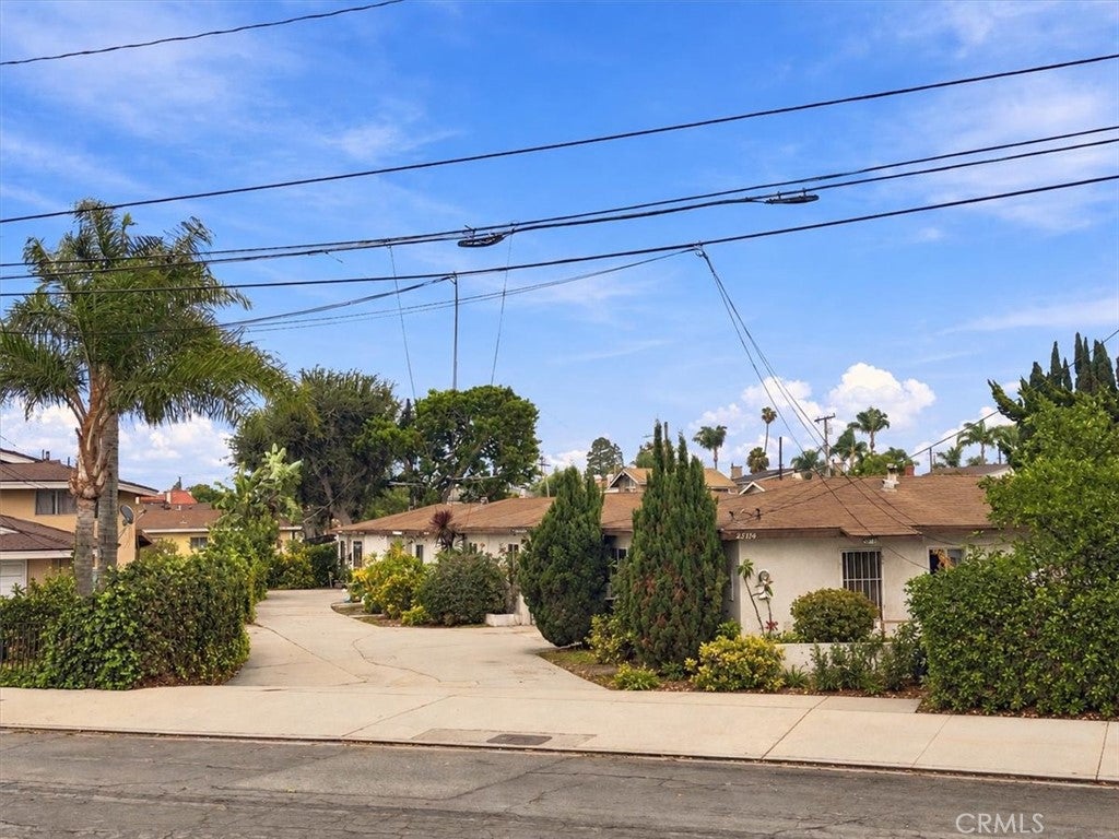 25152 Ebony Lane