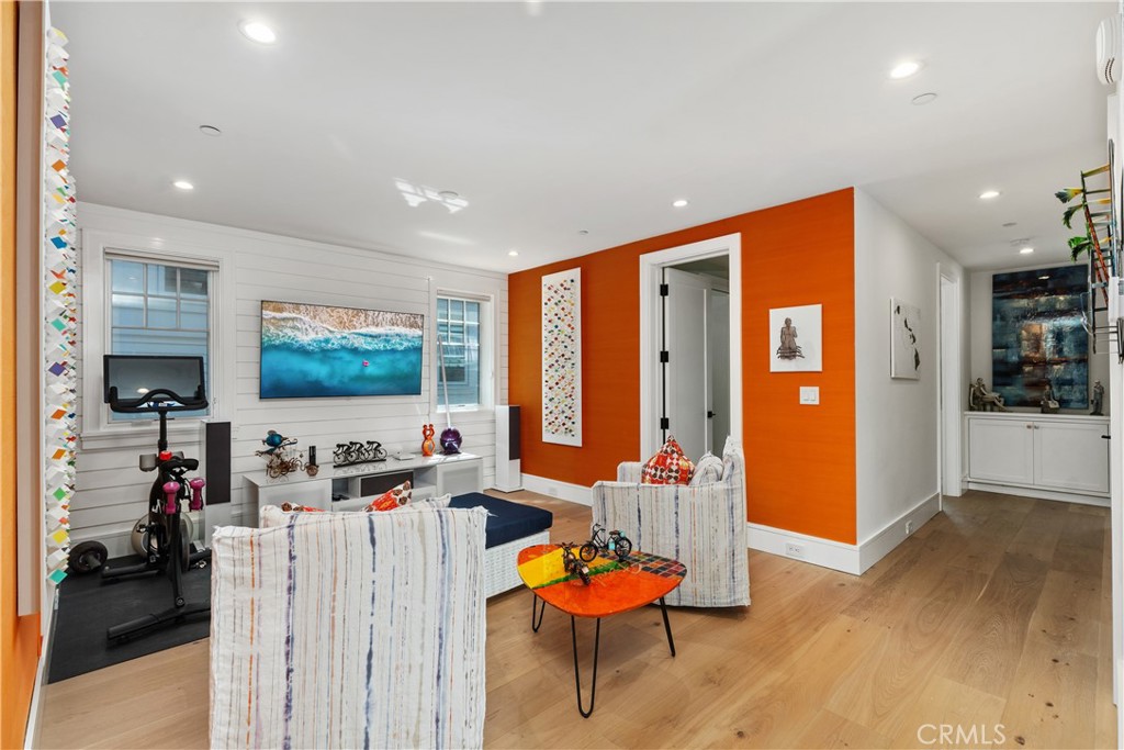 Balboa Peninsula Point (BLPP) - Residential