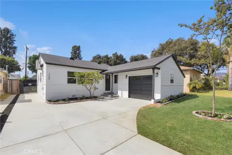MLS: OC26174244