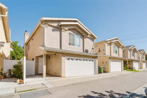 MLS: SR26214959