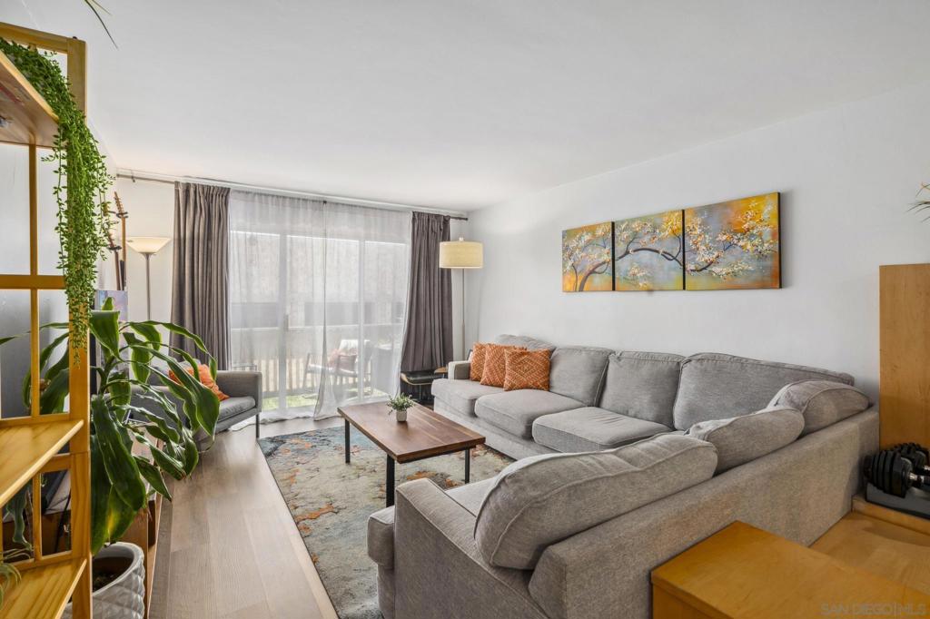 4600 Lamont St #4-103