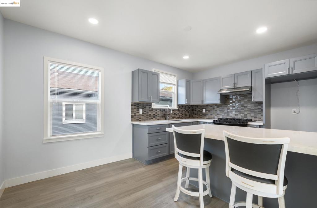 ELMHURST - Residential Income