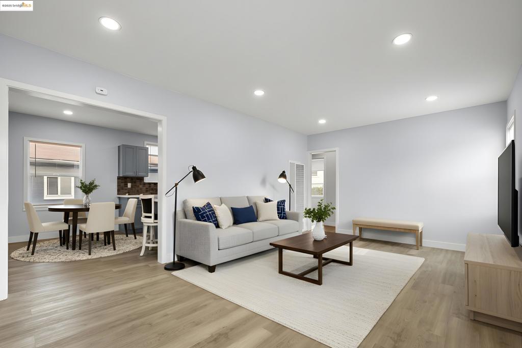 ELMHURST - Residential Income