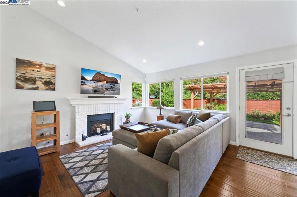 WINDMILL SPRINGS - Residential