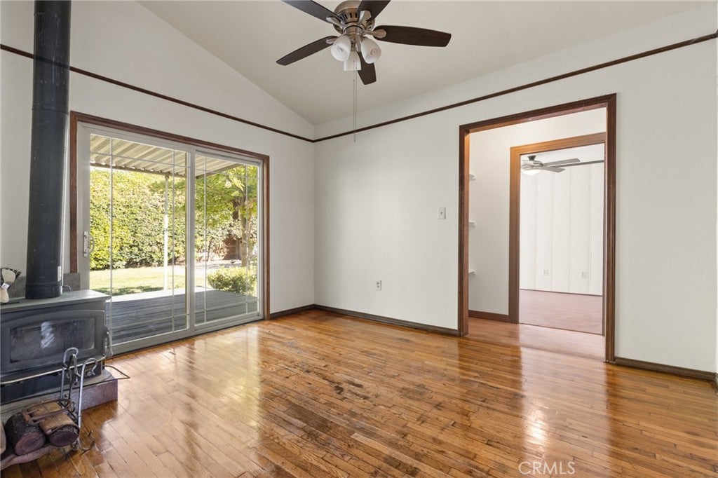 1335 Martin St