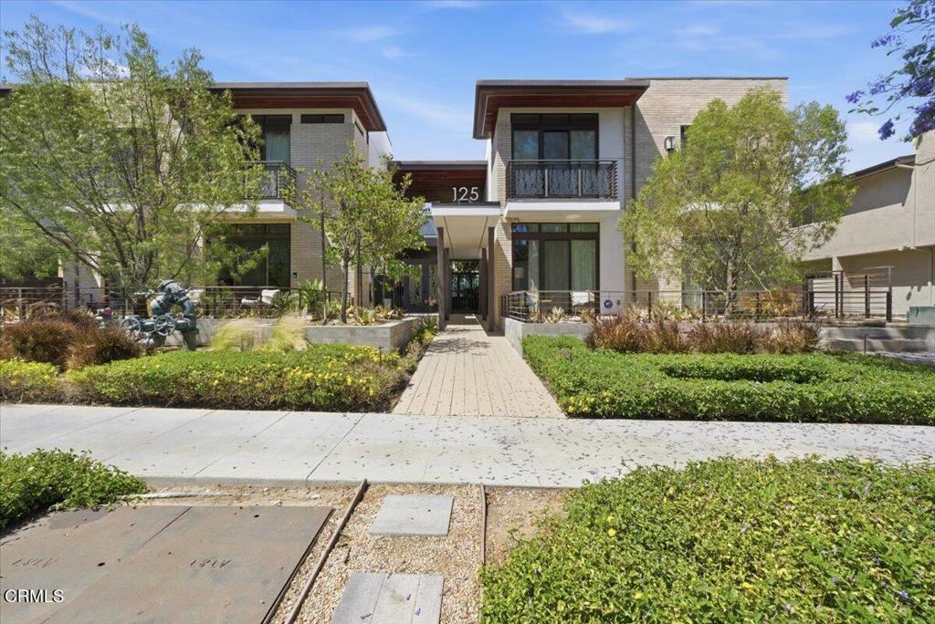 125 Hurlbut Street 205, Pasadena CA 91105