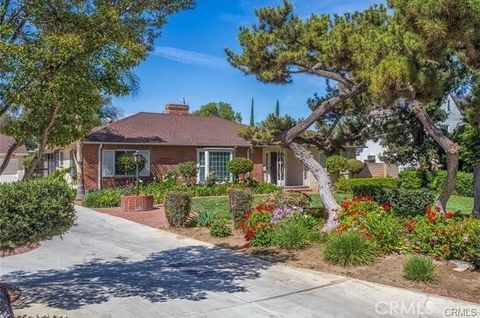 Photo of 3870 El Hijo Street, Riverside, CA 92504 (MLS # IV26030350)