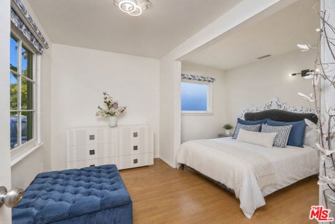 Tiny photo for 4931 Coolidge Avenue, Los Angeles, CA 90230 (MLS # 26860103)