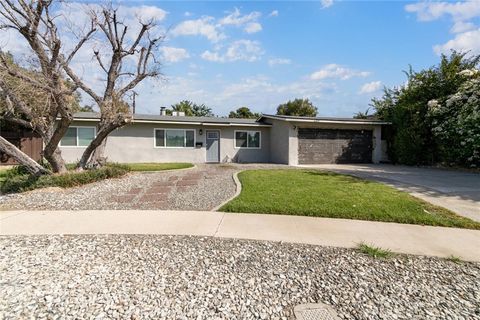 Photo of 1264 26th Street, San Bernardino, CA 92404 (MLS # DW26041885)