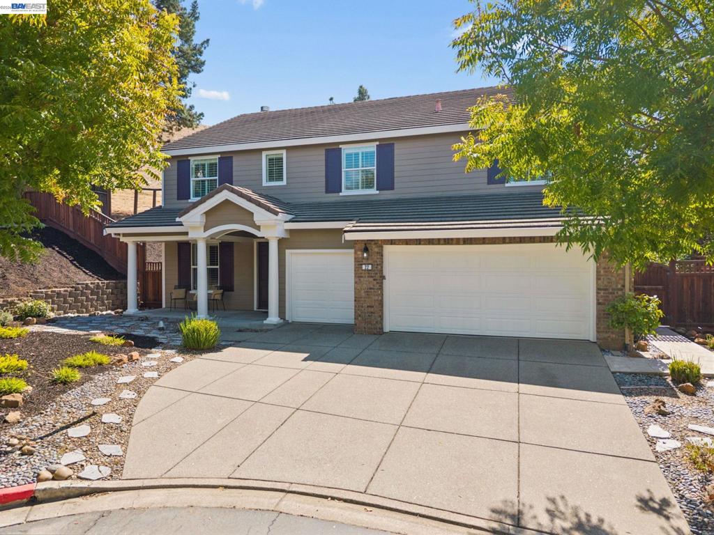 22 Byron Ct