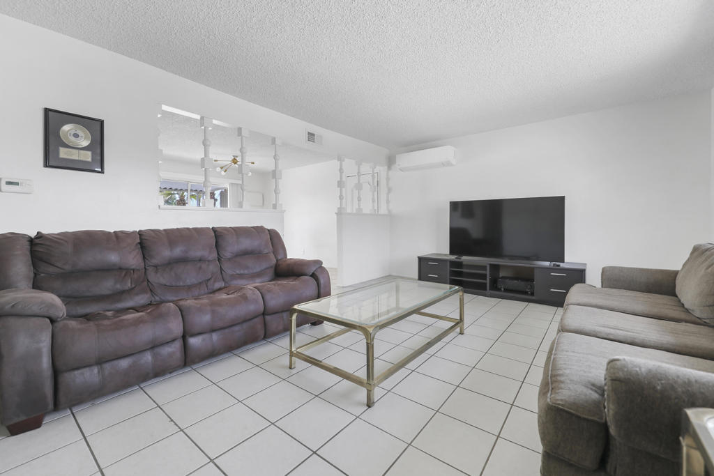 42570 Stephani Circle