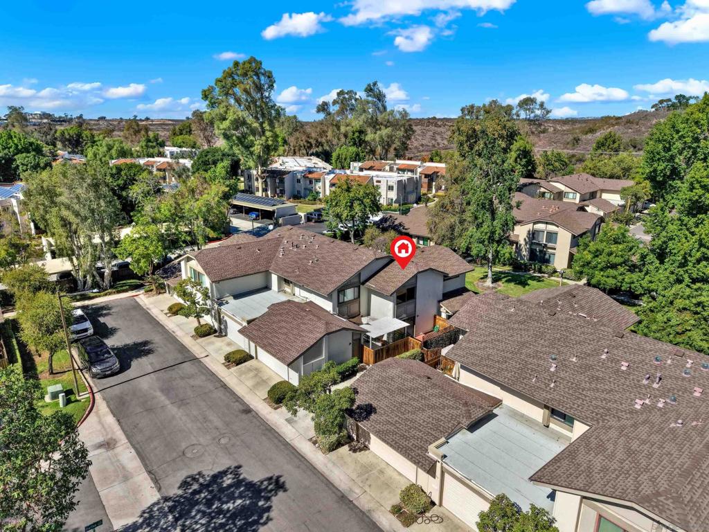 10148 Dafne Ln
