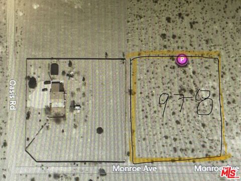 Photo of 978 Monroe Avenue, El Mirage, CA 92301 (MLS # 26666035)