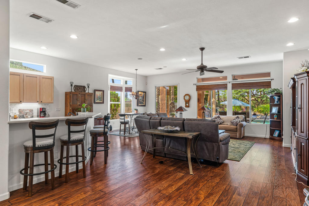 Heritage Palms CC - Residential Lease