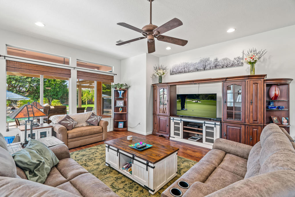 Heritage Palms CC - Residential Lease