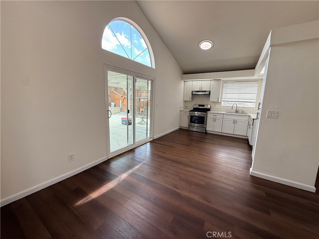 36902 Goldenview