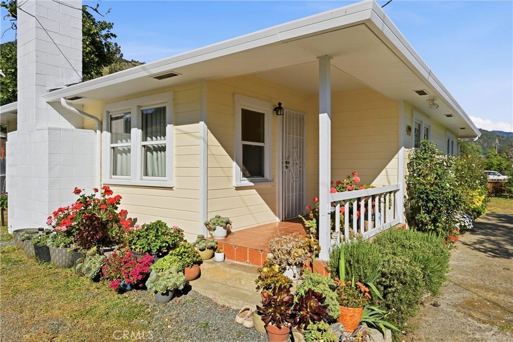 3440 Beach