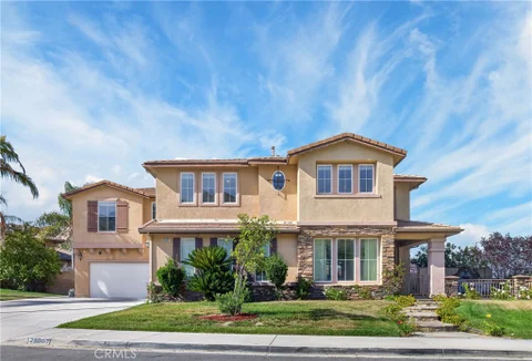 MLS: SR26098885