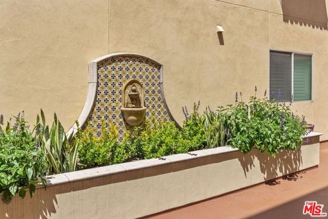 Tiny photo for 5037 Rosewood Avenue #101, Los Angeles, CA 90004 (MLS # 26828883)