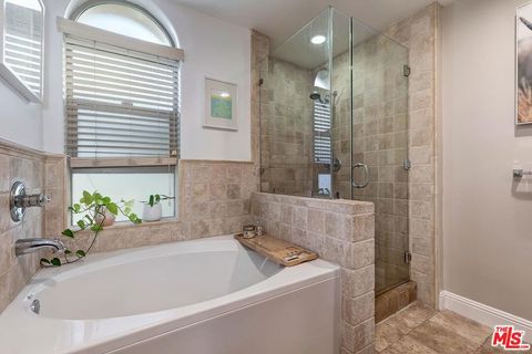 Tiny photo for 5037 Rosewood Avenue #101, Los Angeles, CA 90004 (MLS # 26828883)