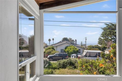 Tiny photo for 1000 Ridgeway St, Morro Bay, CA 93442 (MLS # SC26061959)