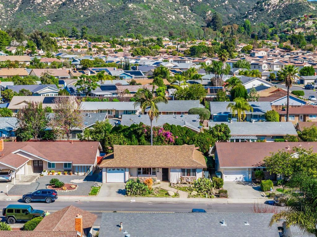 1914 Golden Circle Dr