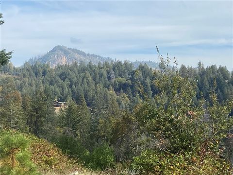 Photo of 13690 Andover Dr, Magalia, CA 95954 (MLS # SN25246625) Photo of 13690 Andover Dr, Magalia, CA 95954 (MLS # SN25246625)