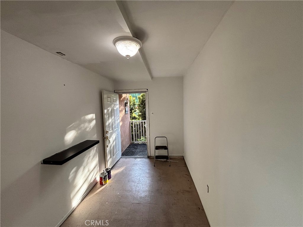 1182 N Bonnie Beach