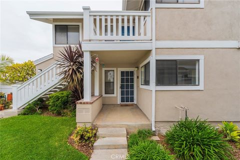 Photo of 263 Tarocco, Irvine, CA 92618 (MLS # OC26078313)