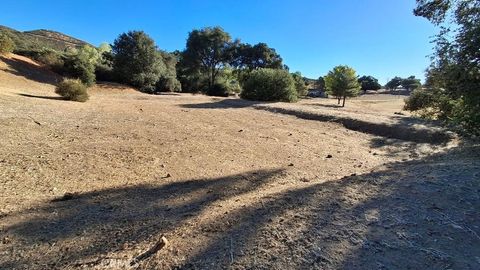 Photo of 47515 Woodcliff Drive, Banning, CA 92220 (MLS # IG26128669)