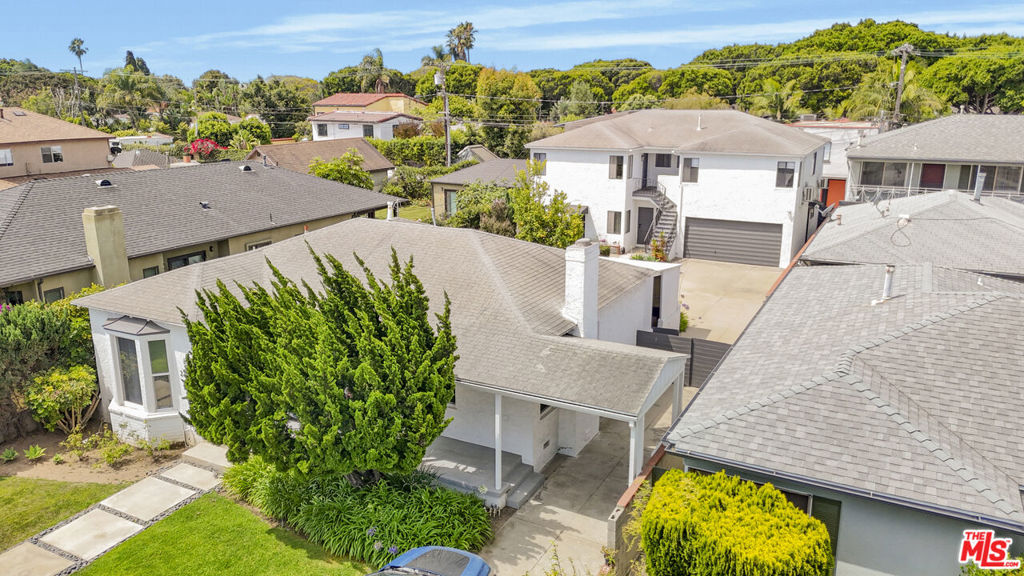 Photo 1 of 44 — 2218 24th Street, Santa Monica, CA 90405