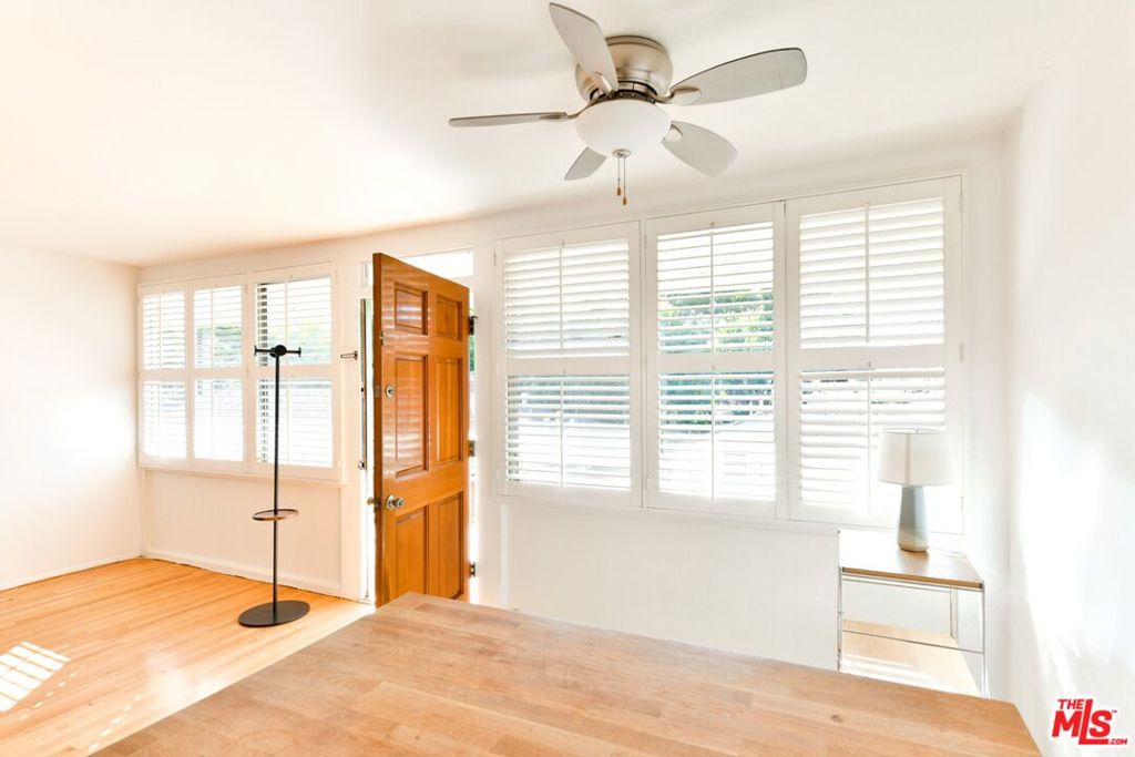 Properties 2 2033 Cloverfield Boulevard C