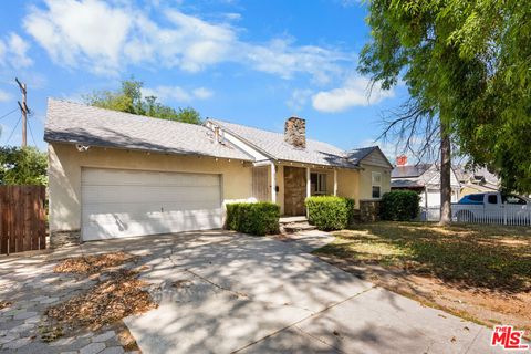 10309 Mcvine Avenue Sunland CA 91040
