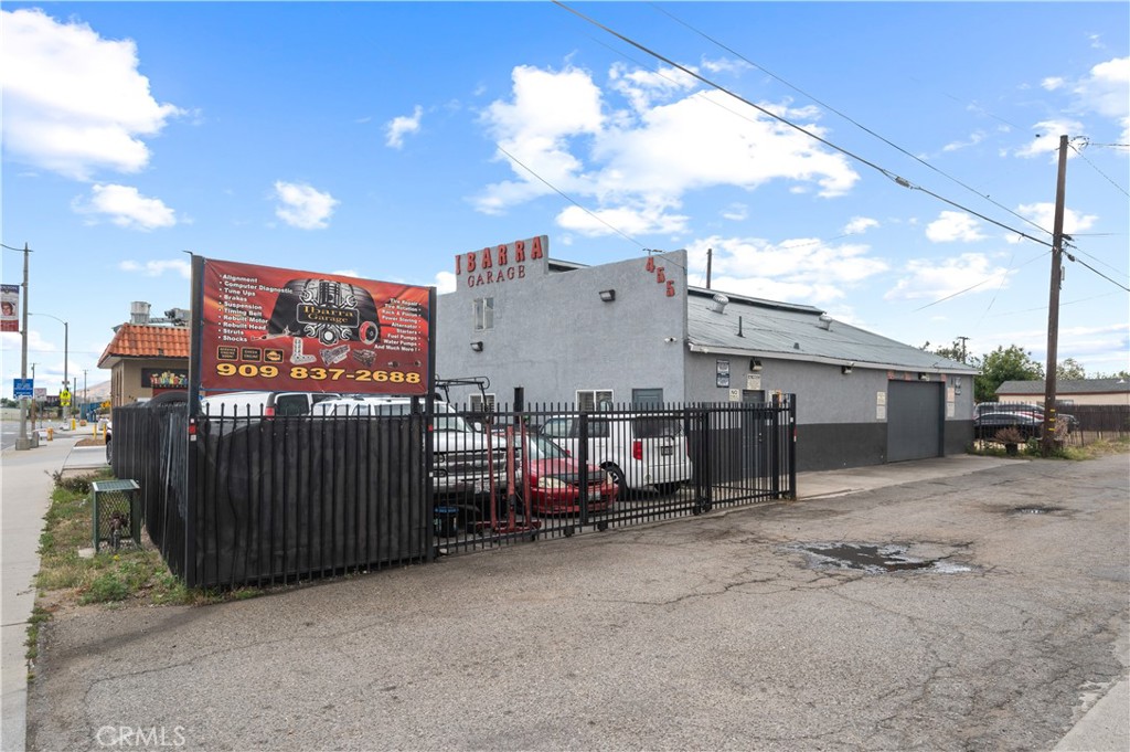 455 S La Cadena Drive