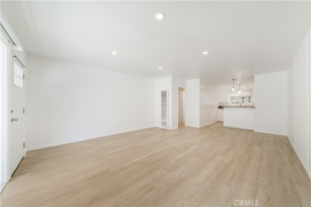 25091 La Cresta Drive B