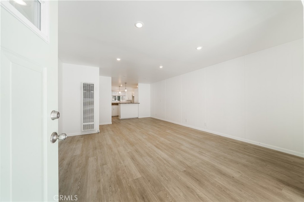 25091 La Cresta Drive B