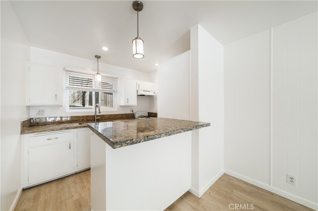 25091 La Cresta Drive B