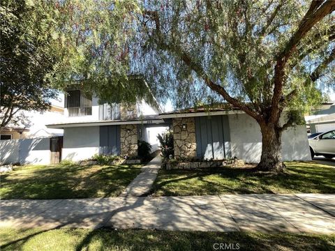 869 N Mallard Orange CA 92867