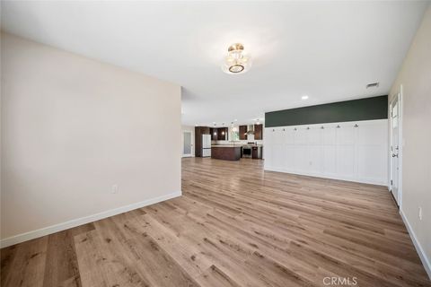 Tiny photo for 6095 Vista Serrano Way, Paso Robles, CA 93446 (MLS # SC25054898)