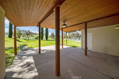 Tiny photo for 6095 Vista Serrano Way, Paso Robles, CA 93446 (MLS # SC25054898)