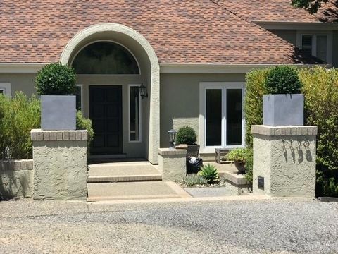 Photo of 1162 Barroilhet Drive, Hillsborough, CA 94010 (MLS # ML82042279)