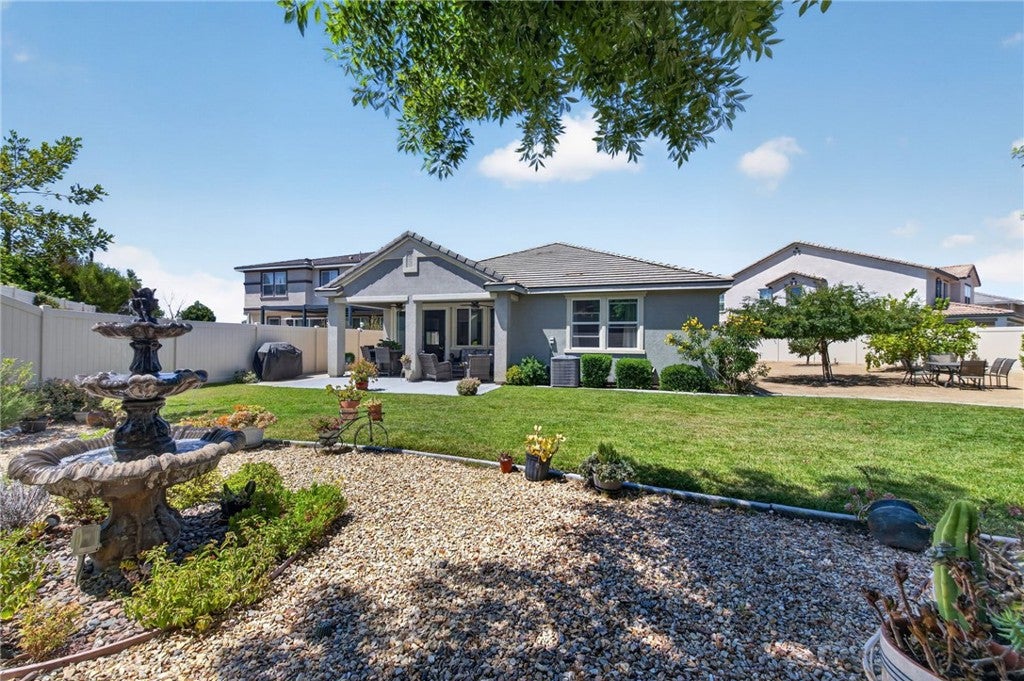 31280 Whistling Acres