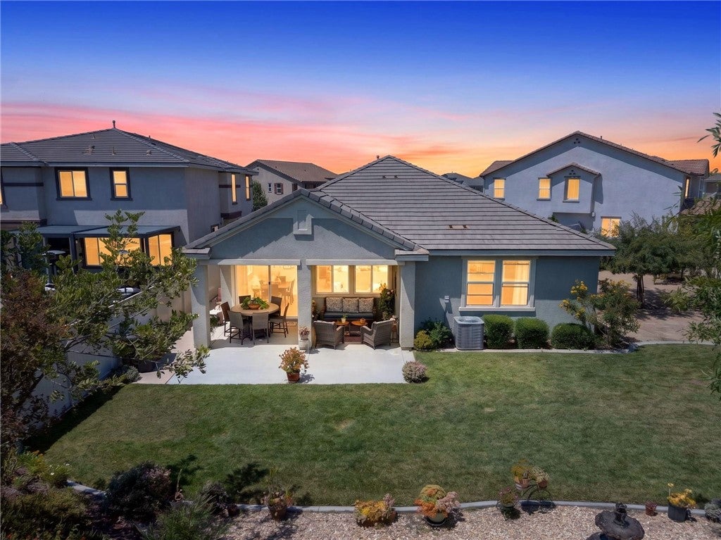 31280 Whistling Acres