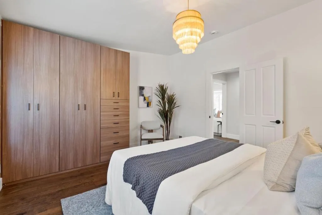 Belvedere Tiburon, California 94920, United States, 3 Bedrooms Bedrooms, ,3 BathroomsBathrooms,Residential,Active,215809