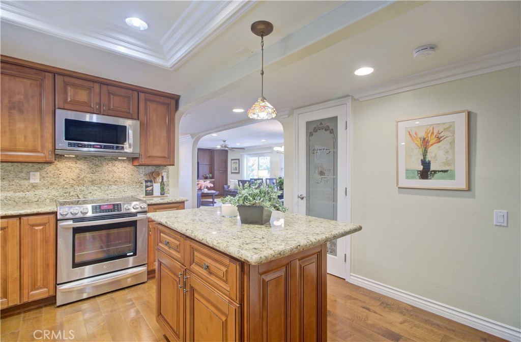 4011 Calle Sonora Oeste 2E