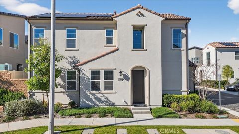 Photo of 4044 Shada Ln Ln, Corona, CA 92883 (MLS # IG25281524)