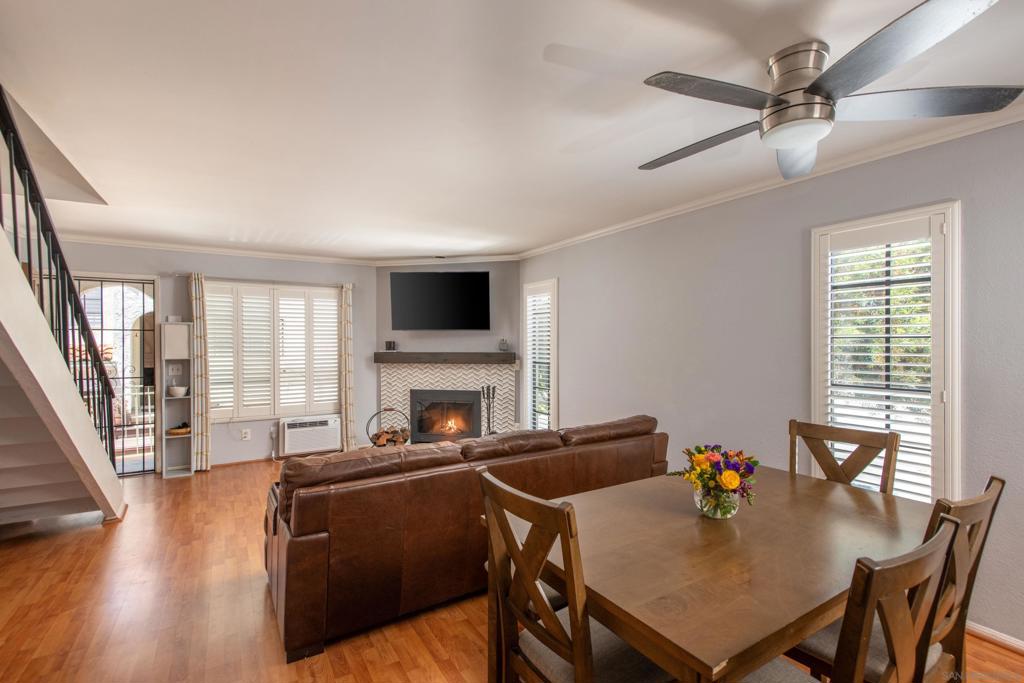 1411 Robinson Ave 14