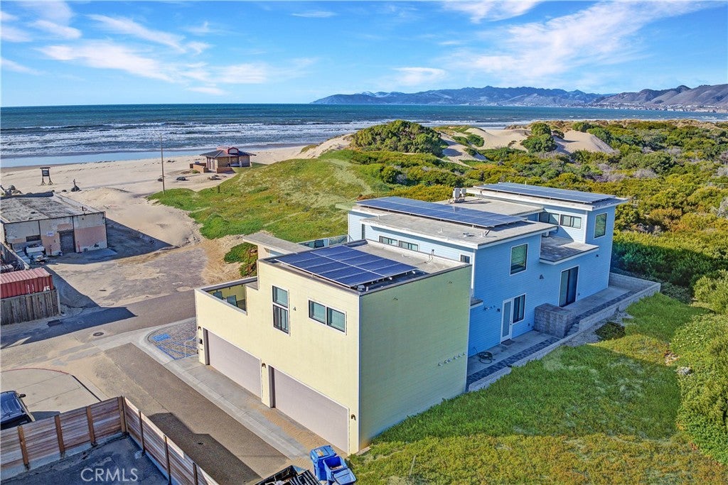 1111 Strand Way