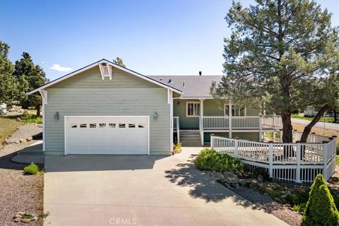 Photo of 16840 Antler Way, Weed, CA 96094 (MLS # SN26022834)